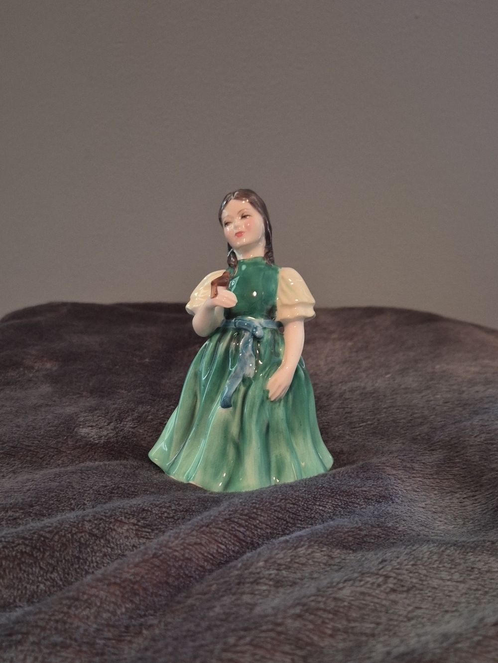 Royal Doulton Figurine "Francine"